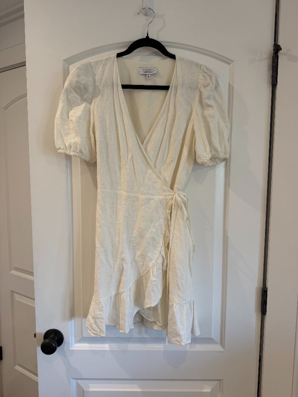 & Other Stories white linen wrap dress Size 6